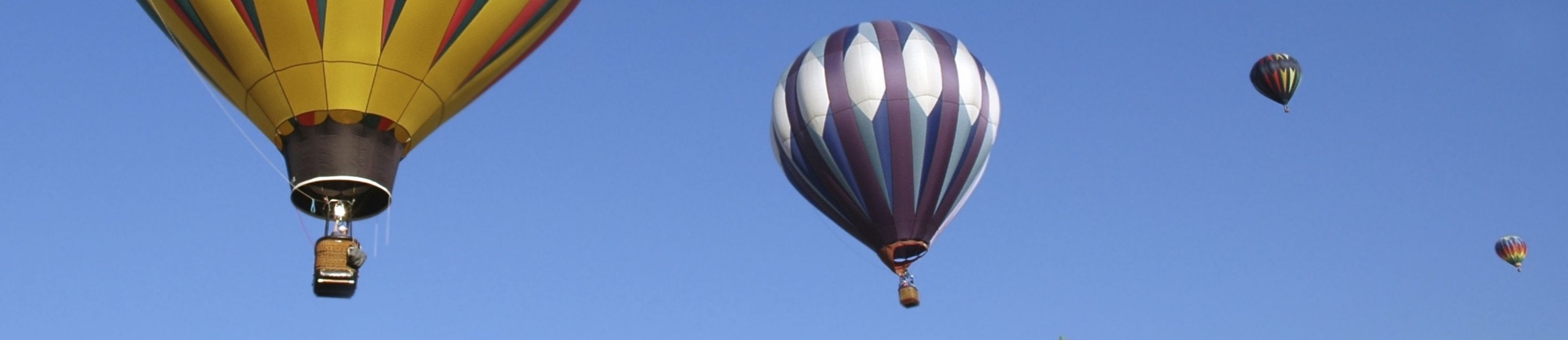 Banner with baloons